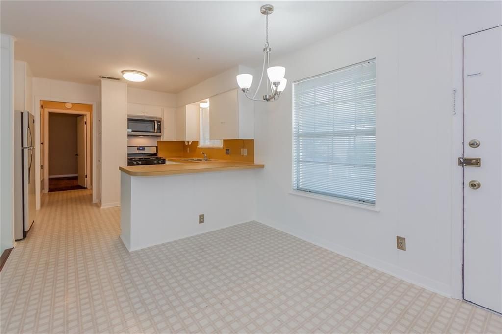 2502 Trailside Dr B, Austin, TX 78704