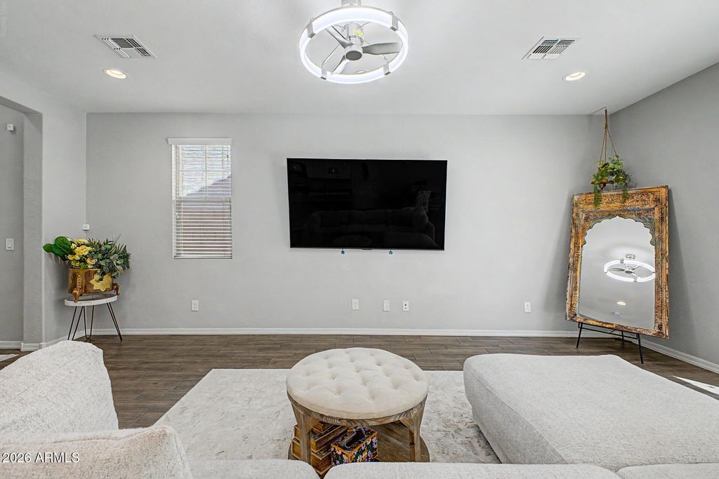 17237 N 9TH Place, Phoenix, AZ 85022 — photo 5