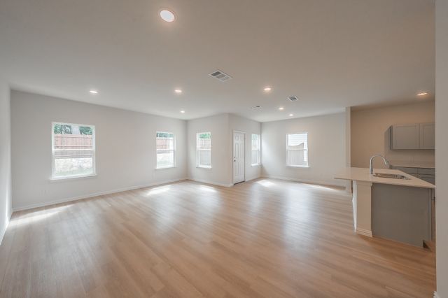 121 Kylie Street, Cleburne, TX 76031