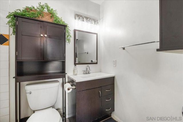 10853 Westonhill Dr, San Diego, CA 92126