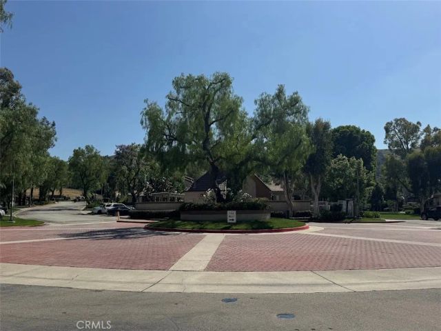 17 Mesquite, Pomona, CA 91766