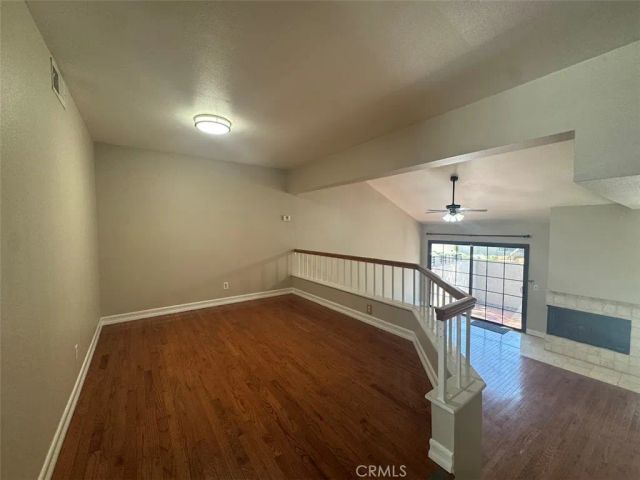17 Mesquite, Pomona, CA 91766