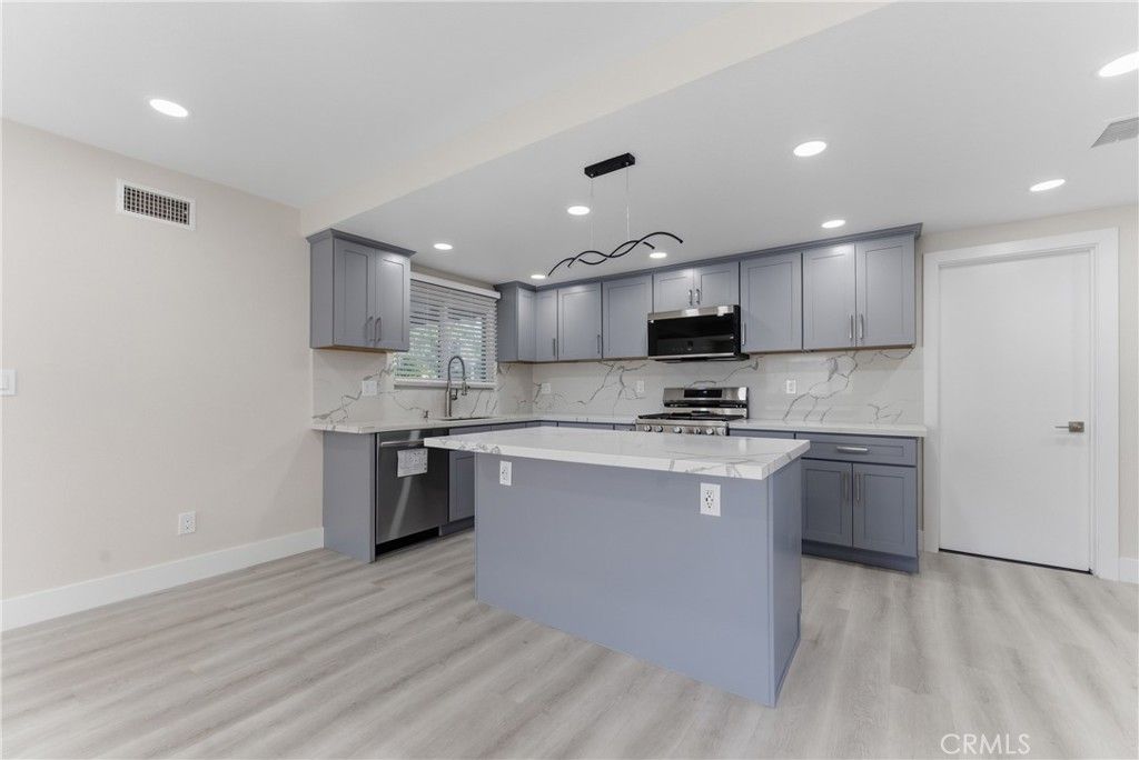 Image 11 of property listing at 4389 Drexel, Riverside, CA 92505