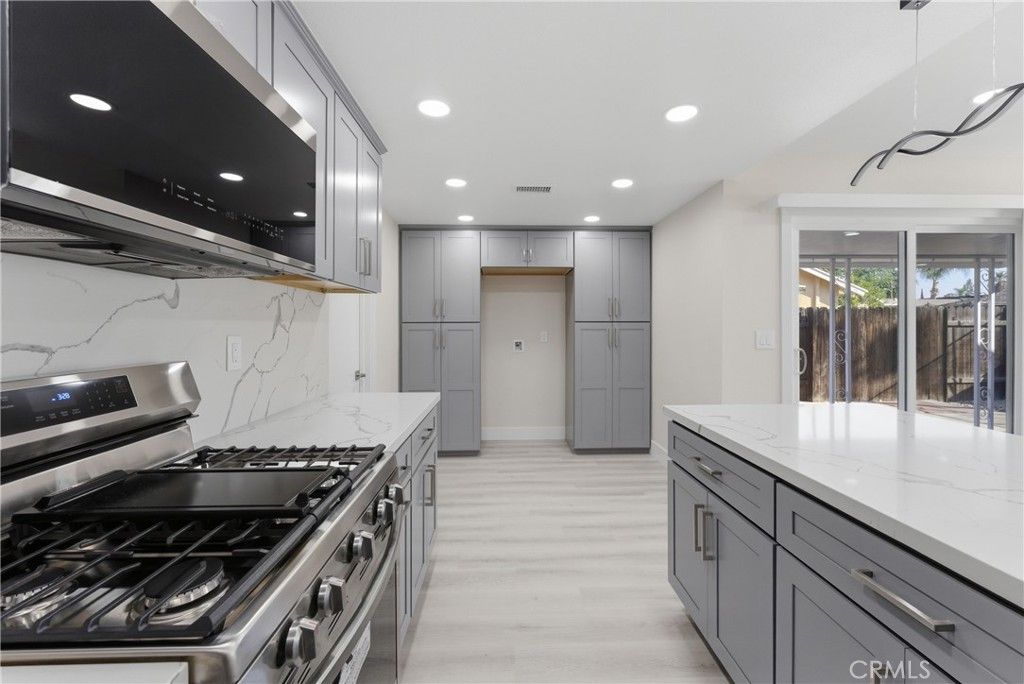 Image 16 of property listing at 4389 Drexel, Riverside, CA 92505