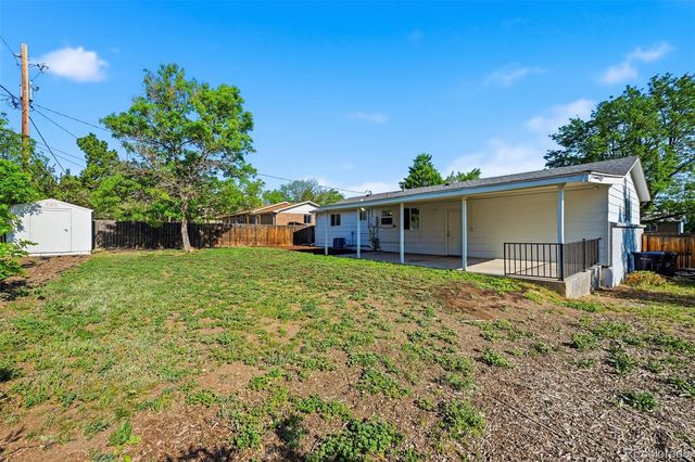 6160 W 77th Place, Arvada, CO 80003