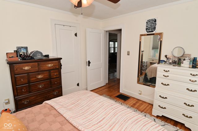 156 E Pleasant Run Parkway North Drive, Indianapolis, IN 46225