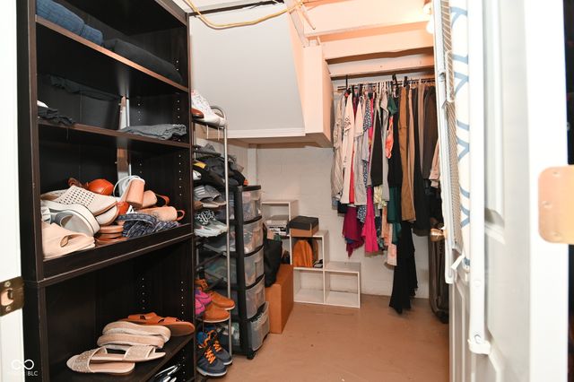 156 E Pleasant Run Parkway North Drive, Indianapolis, IN 46225