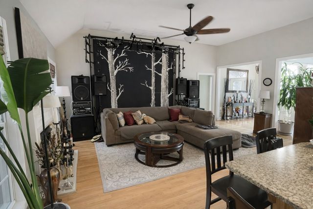 2023 Chris Ct, Pleasant View, TN 37146