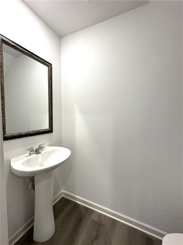 472 Madison Lakeview Drive, Acworth, GA 30102