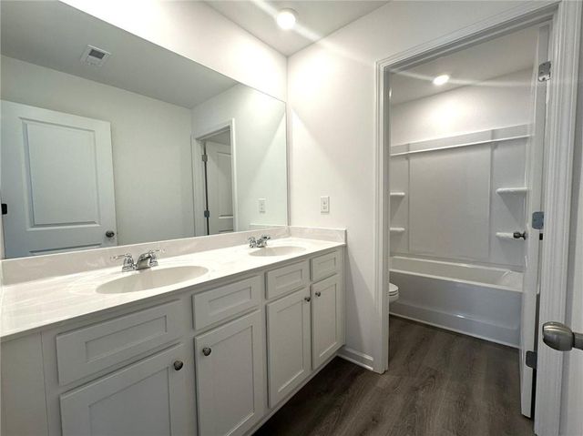 472 Madison Lakeview Drive, Acworth, GA 30102