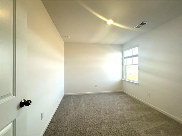 472 Madison Lakeview Drive, Acworth, GA 30102