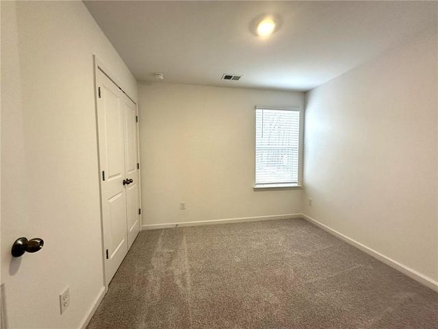 472 Madison Lakeview Drive, Acworth, GA 30102