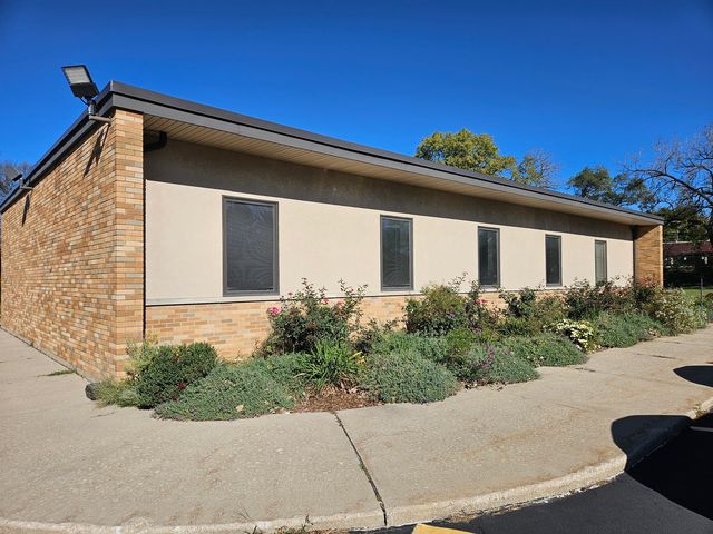 100 Manhattan Road 3, Joliet, IL 60433