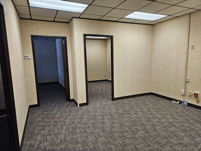 100 Manhattan Road 3, Joliet, IL 60433