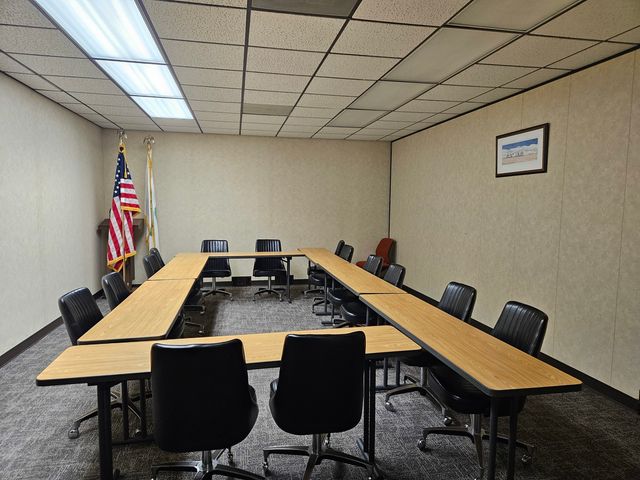 100 Manhattan Road 3, Joliet, IL 60433