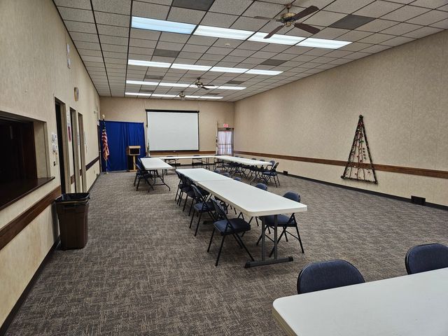 100 Manhattan Road 3, Joliet, IL 60433