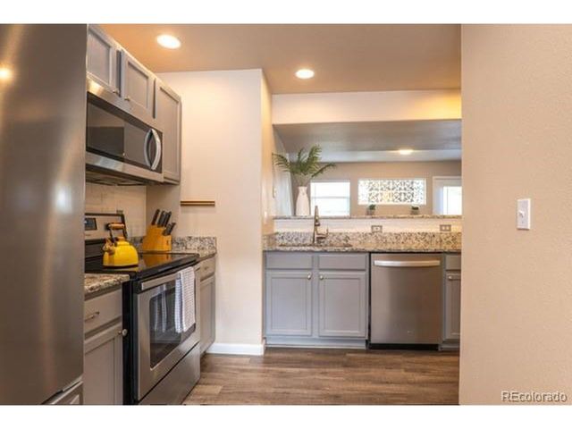 42 Vale Cir, Palmer Lake, CO 80133