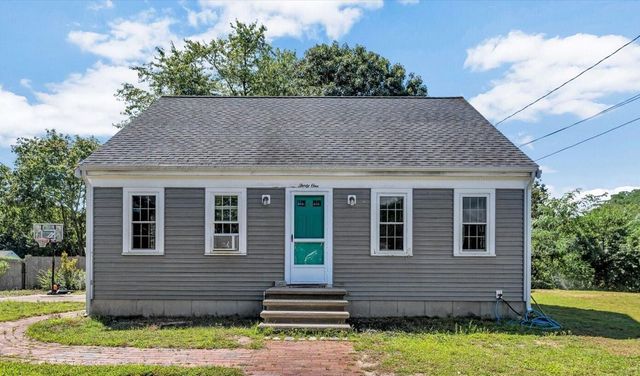 31 Park Drive, West Dennis, MA 02670
