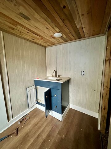 6049 Farm Road 3236, Dike, TX 75437