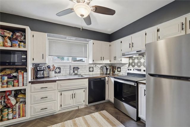 519 Jackson Ave, Vandergrift, PA 15690