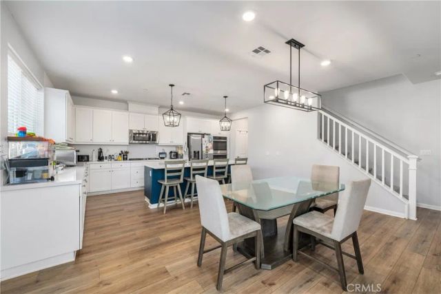 1744 Sunny Heights Lane, Redlands, CA 92374