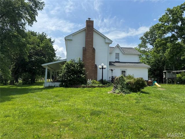 22521 Abrolat Road, Wright City, MO 63390