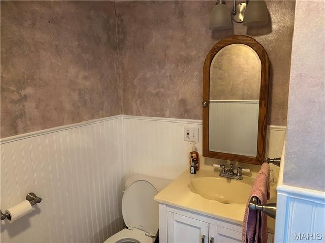 22521 Abrolat Road, Wright City, MO 63390