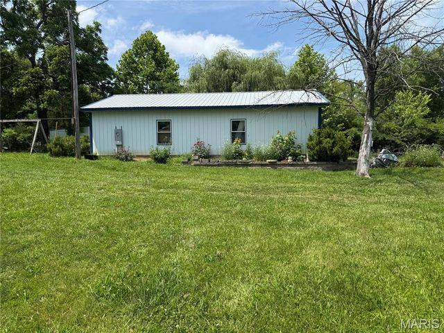22521 Abrolat Road, Wright City, MO 63390