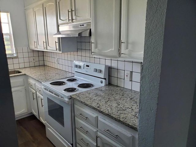7512 Chapin Road, Fort Worth, TX 76116