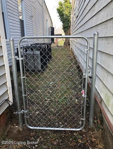 637 E Ormsby Ave, Louisville, KY 40203