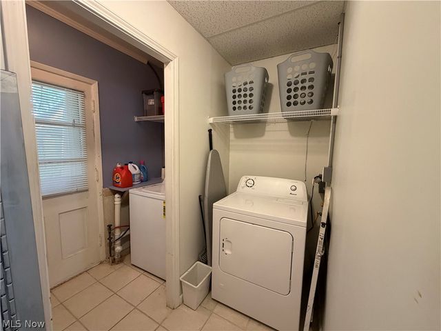 6407 Newland Road, Parma Heights, OH 44130