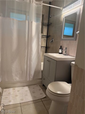 6407 Newland Road, Parma Heights, OH 44130