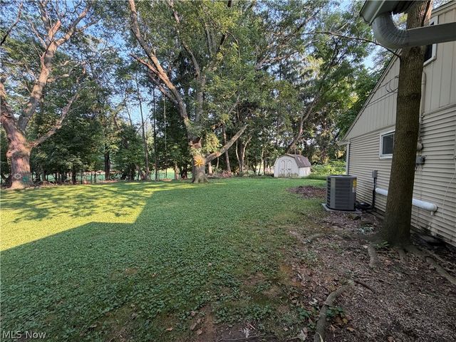 6407 Newland Road, Parma Heights, OH 44130