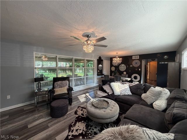 6407 Newland Road, Parma Heights, OH 44130