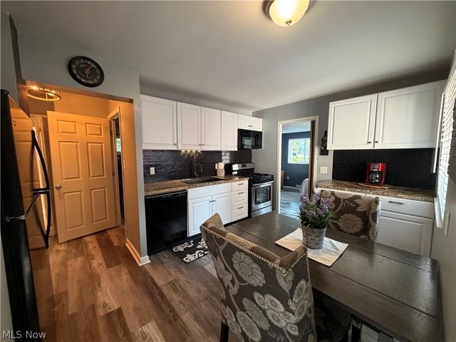 6407 Newland Road, Parma Heights, OH 44130