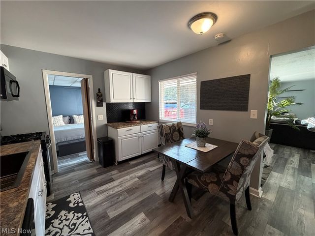 6407 Newland Road, Parma Heights, OH 44130