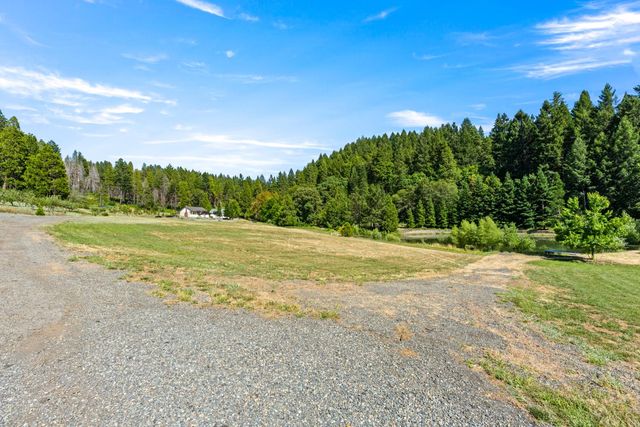 1237 Cable Rd, Camino, CA 95709
