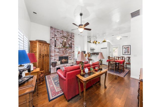 1237 Cable Rd, Camino, CA 95709