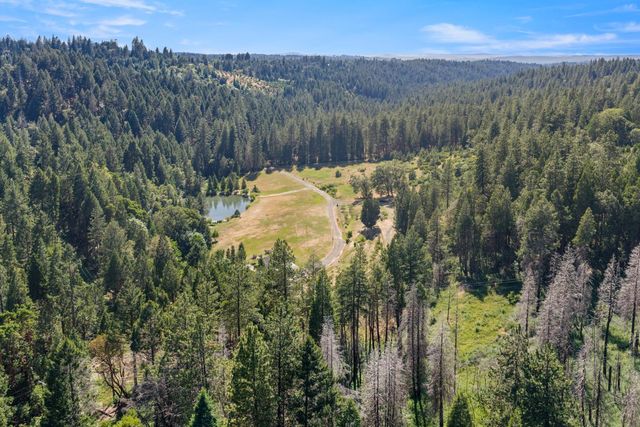 1237 Cable Rd, Camino, CA 95709