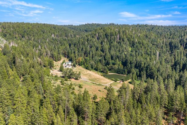 1237 Cable Rd, Camino, CA 95709