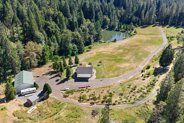 1237 Cable Rd, Camino, CA 95709