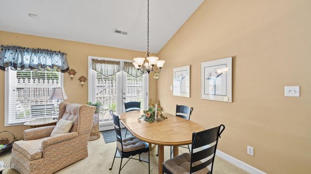 670 Huntingdon Street, Elon, NC 27244