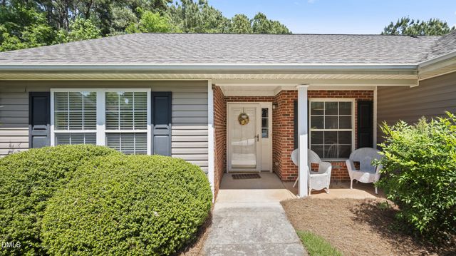 670 Huntingdon Street, Elon, NC 27244