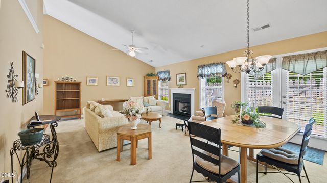 670 Huntingdon Street, Elon, NC 27244