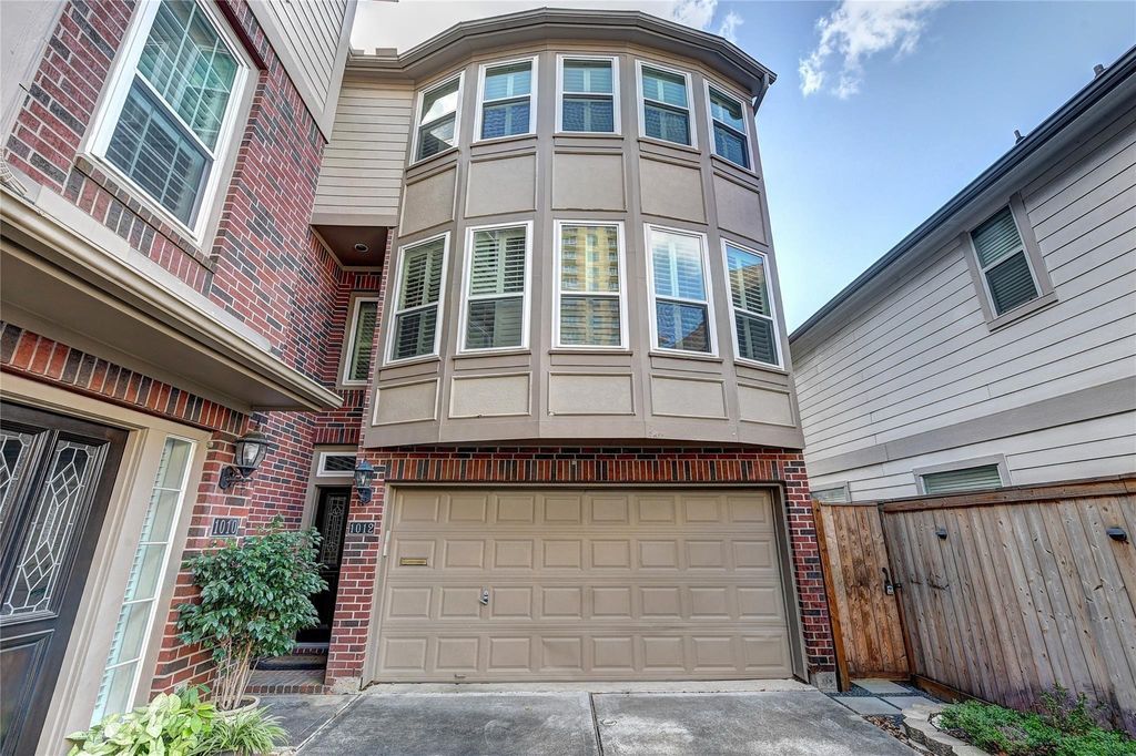 1012 Rochow Street, Houston, TX 77019