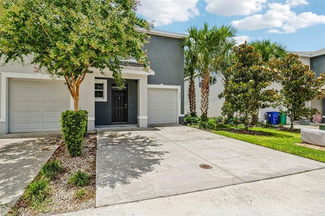 5323 LOBLOLLY LANE, Wildwood, FL 34785