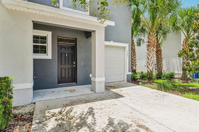 5323 LOBLOLLY LANE, Wildwood, FL 34785