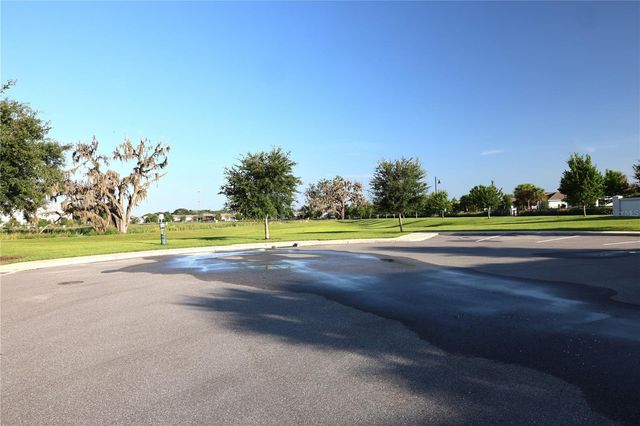 5323 LOBLOLLY LANE, Wildwood, FL 34785