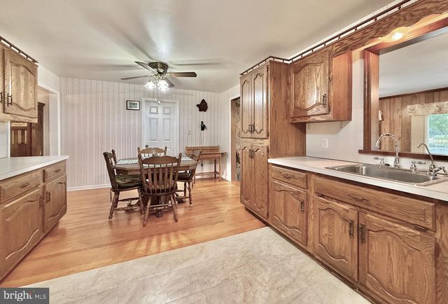 119 CEDAR LAKE DR, Williamstown, NJ 08094