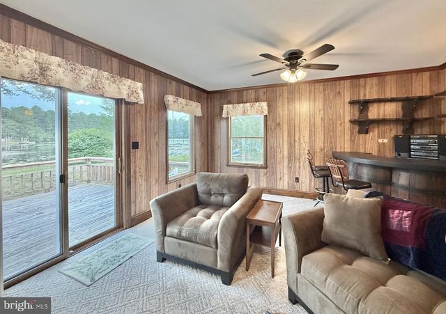 119 CEDAR LAKE DR, Williamstown, NJ 08094